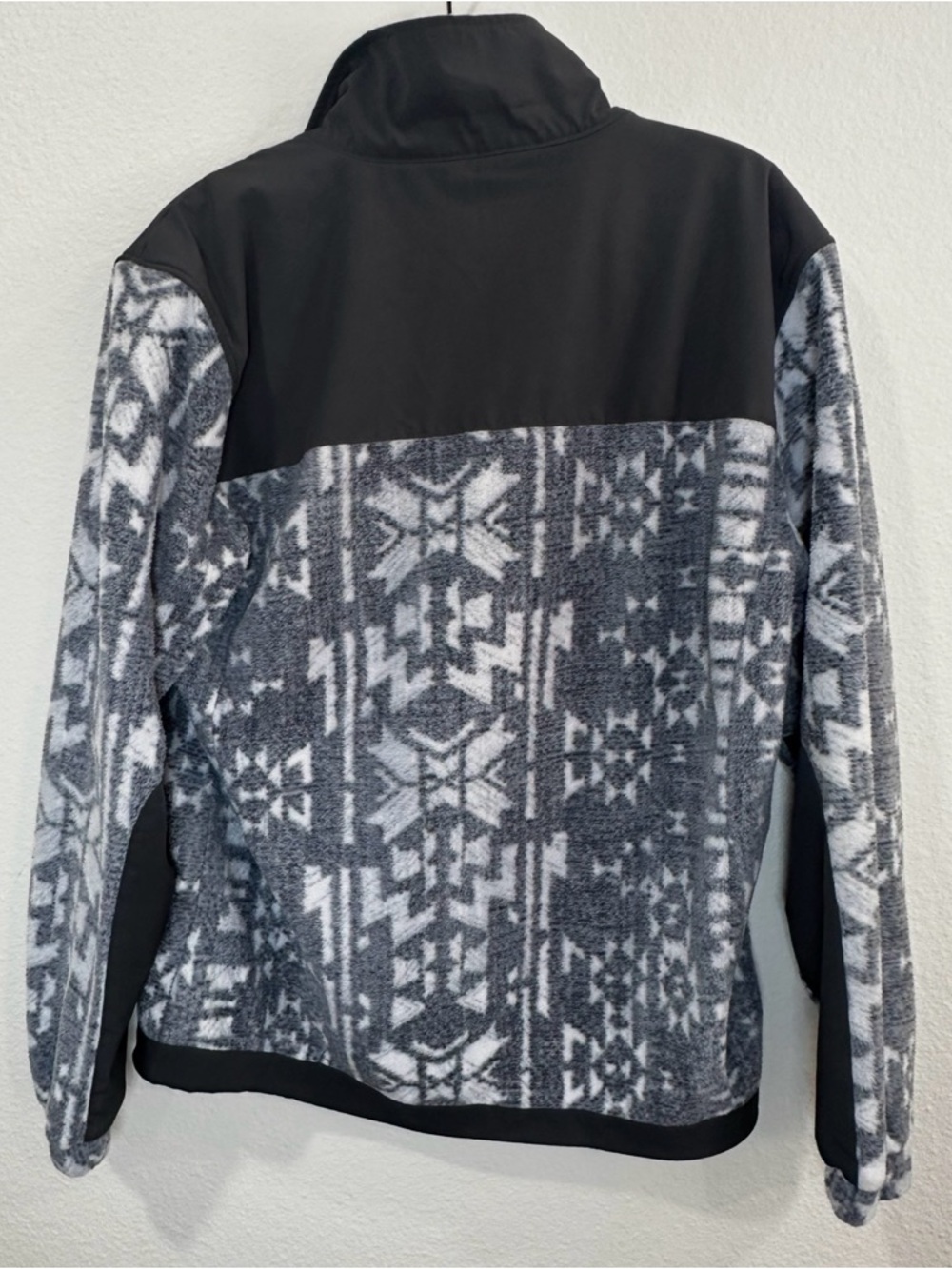 Hooey Jacket Mens Tech Fleece
Western Cowboy Aztec Full Zip Jacket
Large - Picture 6 of 6